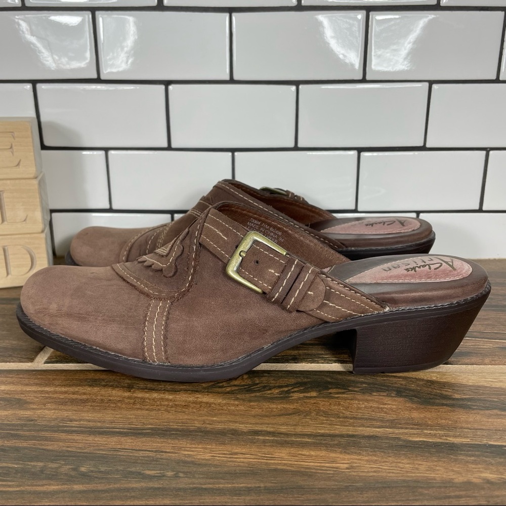 Clarks Artisan Herald Women's Size 7.5 Shoes Brown Nubuck Casual Heeled Mule